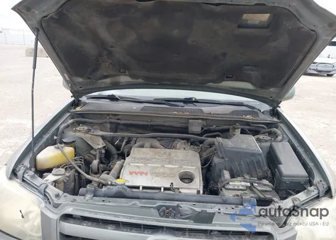 2004 Toyota Highlander V6 from USA, damaged, VIN JTEGP21A740005422